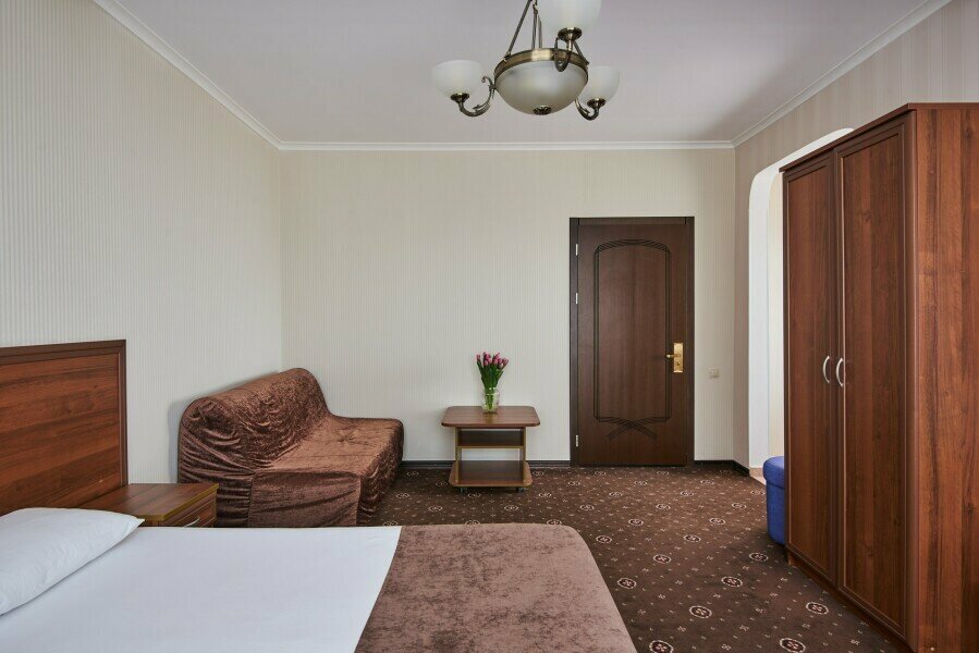 Гостиница Гранат Адлер