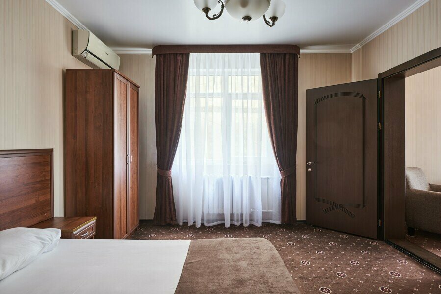 Гостиница Гранат Адлер