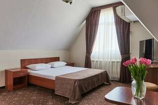 Гостиница Гранат Адлер Люкс-1