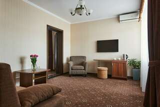 Гостиница Гранат Адлер Люкс с видом на город-8