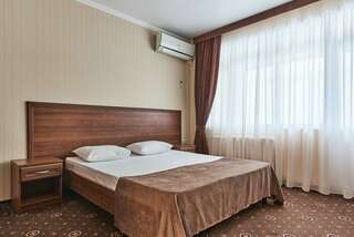 Гостиница Гранат Адлер Люкс с 2 спальнями-1