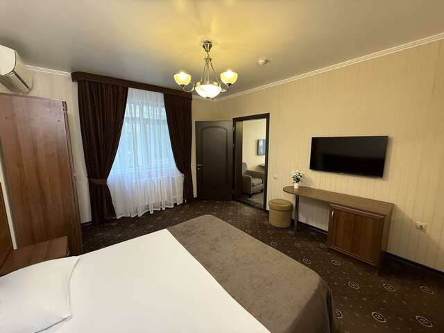 Гостиница Гранат Адлер-53