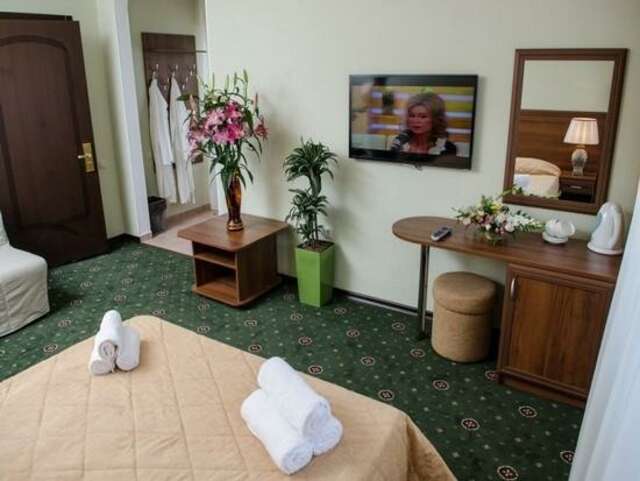 Гостиница Гранат Адлер-93